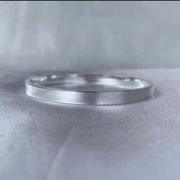 Titanium Silver Bangle - Picture 2 of 2